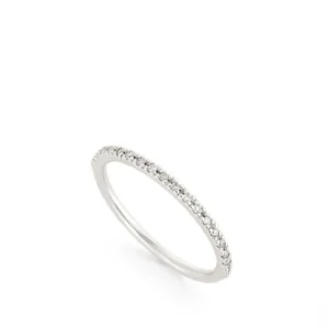 Anel de ouro branco 18K com diamantes